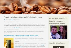 Beitrag von Christoph & Franzi.Draußen arbeiten mit Laptop & Kaffeebecher to go