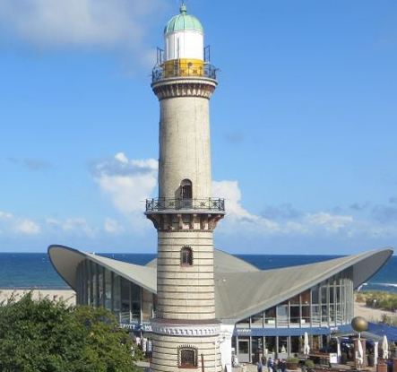 Leuchtturm in Warnemünde Quelle : http://www.warnemuende.tips